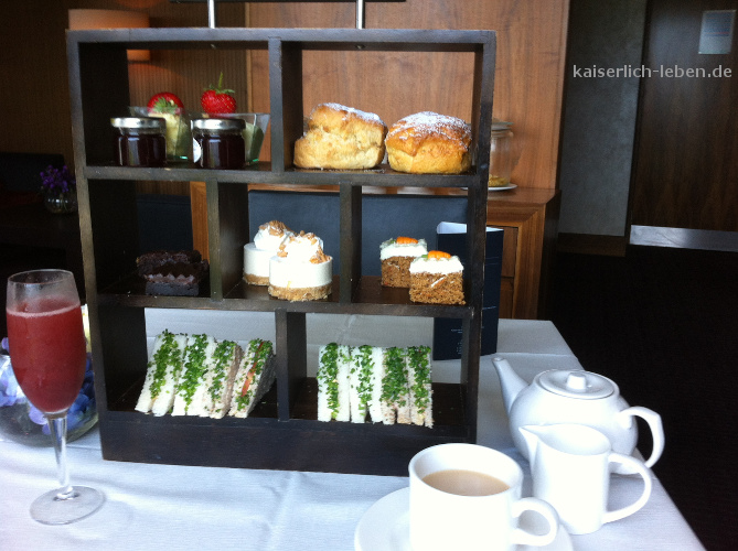 AfternoonTeaHilton